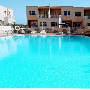  Apartment Litha House, 3 Bed Set Over 3 Floors 5 Mins From And Amenities