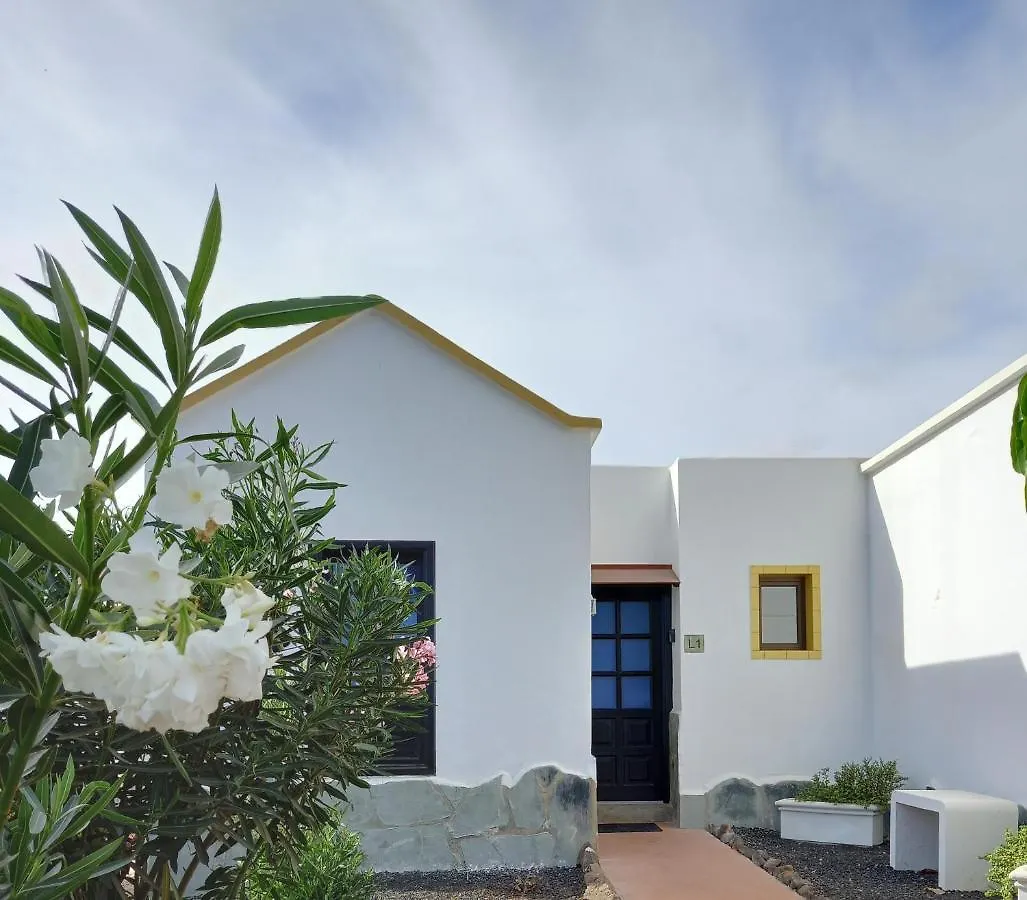 קלטה דה פוסטה Caleta Holiday Bungalow 0*, קלטה דה פוסטה ספרד