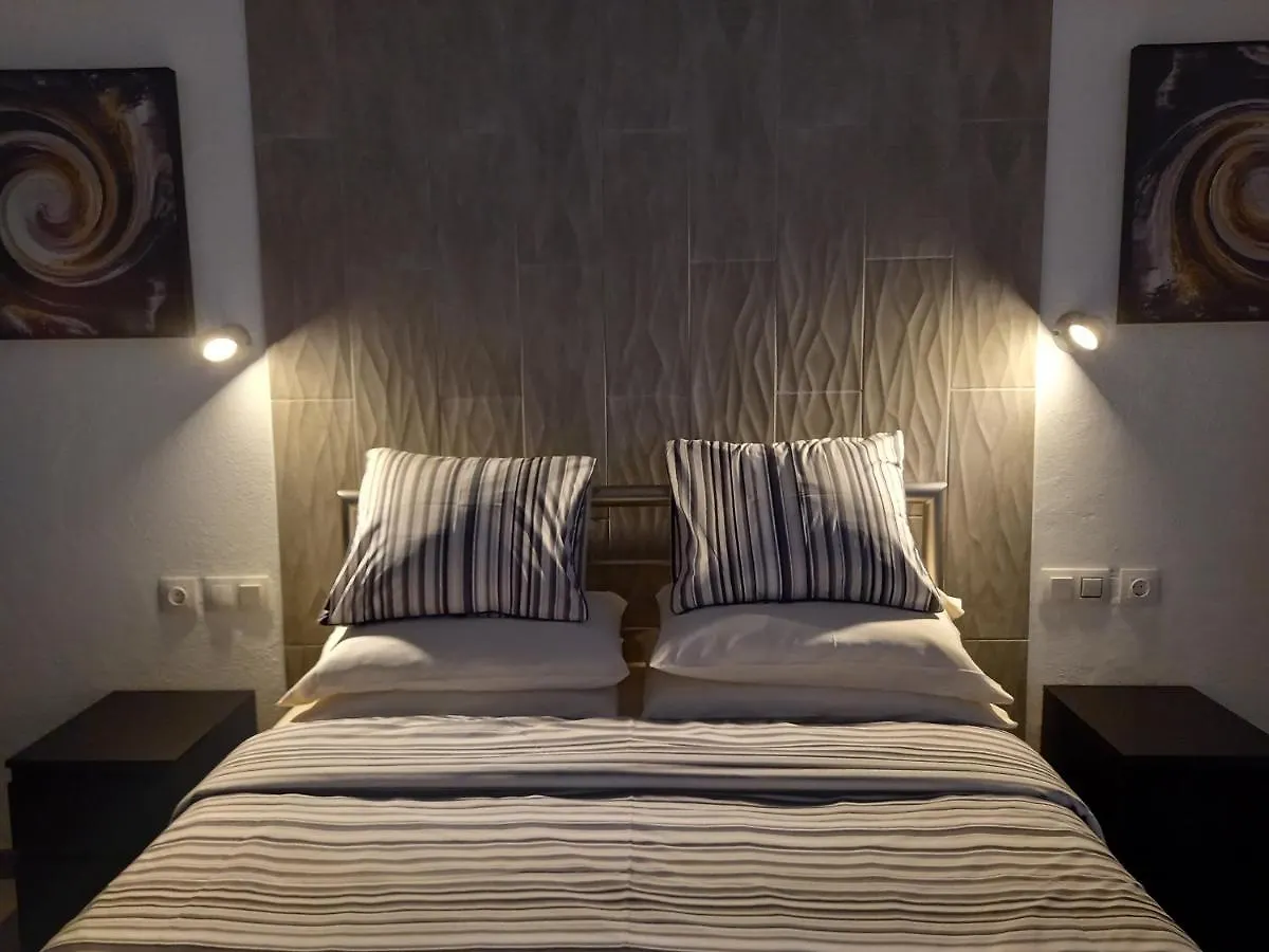 קלטה דה פוסטה Caleta Holiday Bungalow 0*, קלטה דה פוסטה ספרד